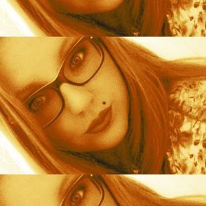 Meet your Posher, Eva